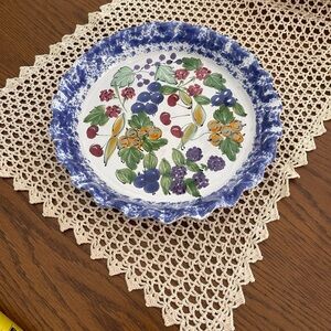 Mesa international bakeware Pie plate  (Fruit and berries) Handpainted signed